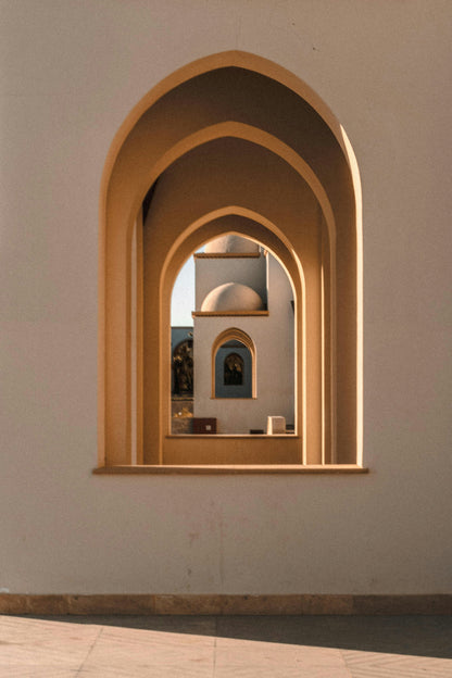 UAE Survival Guide: Arabic Phrases & Essential Tourist Apps